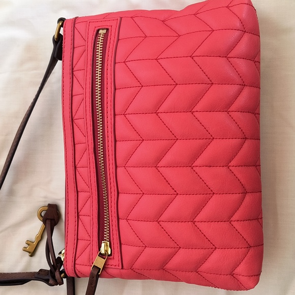 Fossil Coral Quilted Leather Purse - Picture 5 of 8